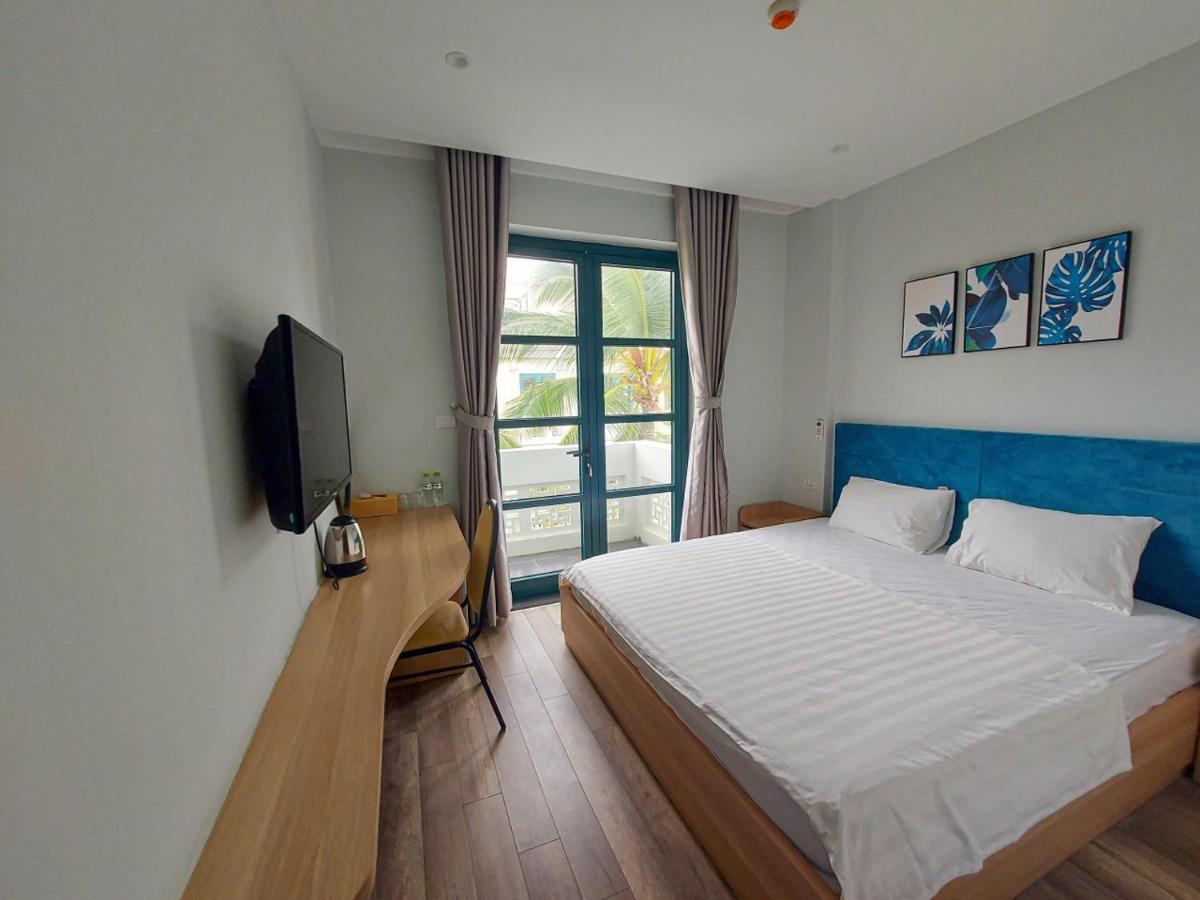 Marina Resort Waterfront Minh Phu Quoc Beach Swimming Pool Экстерьер фото